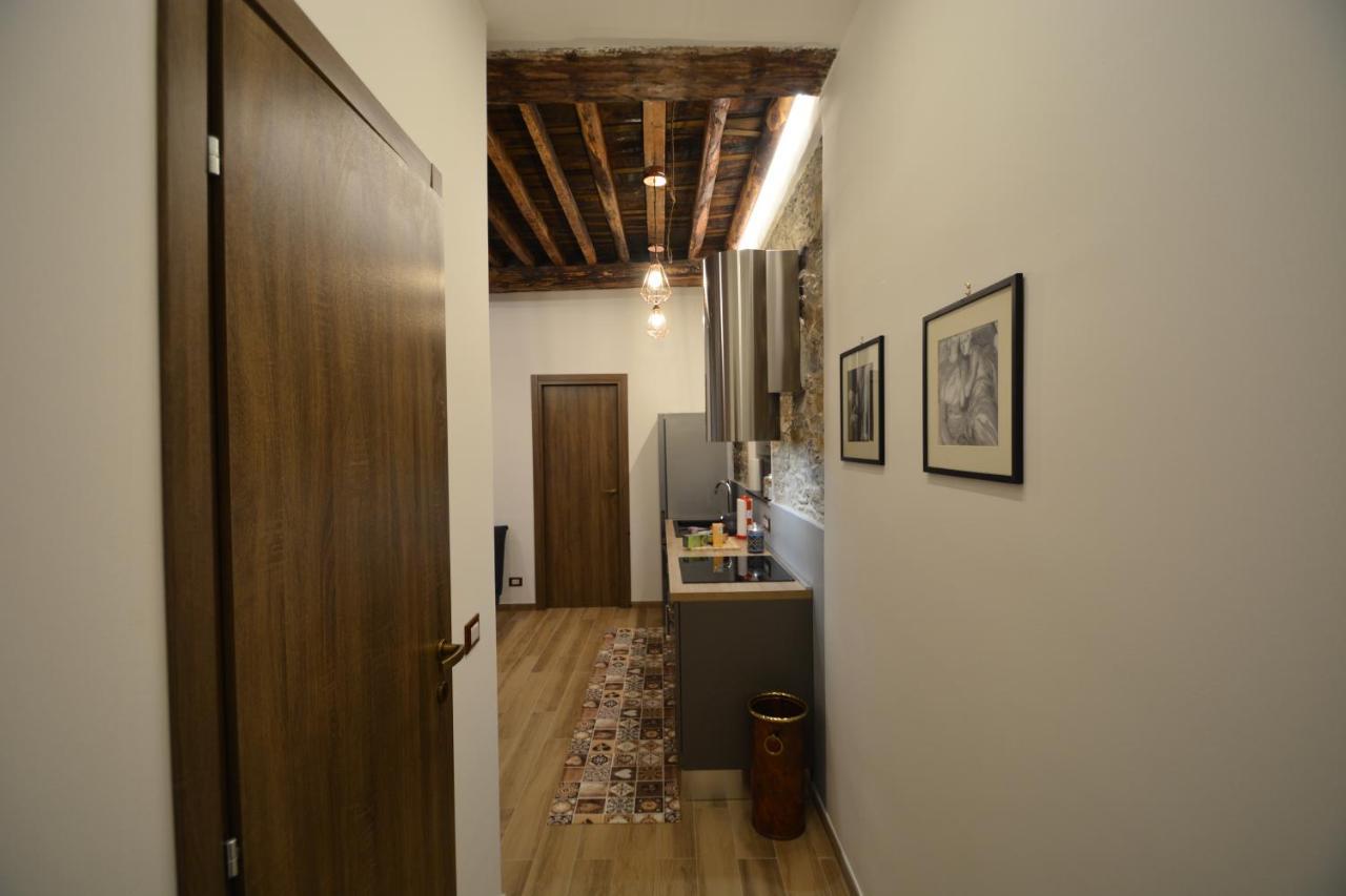 Vico Durazzo Apartment Genoa Bagian luar foto