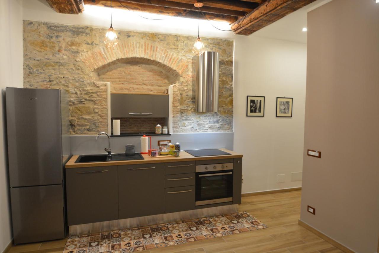 Vico Durazzo Apartment Genoa Bagian luar foto