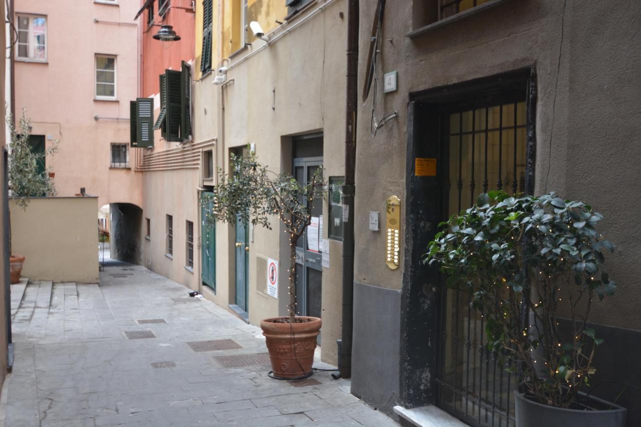 Vico Durazzo Apartment Genoa Bagian luar foto