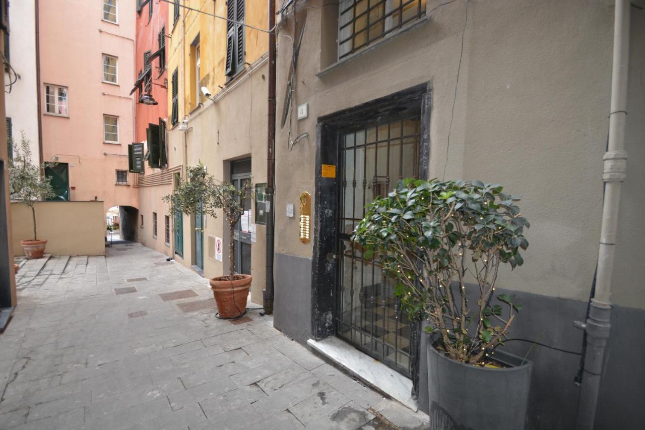 Vico Durazzo Apartment Genoa Bagian luar foto