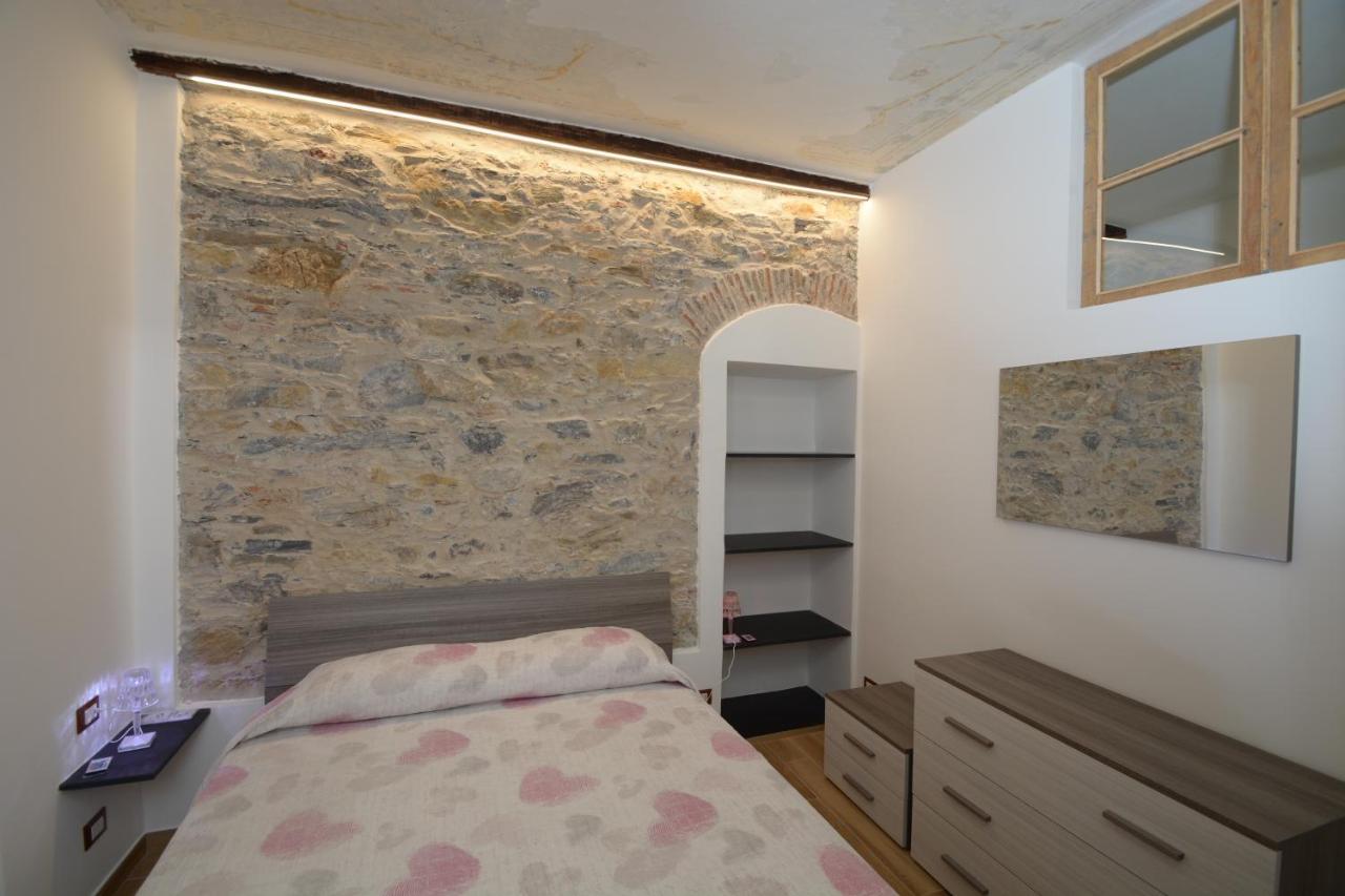 Vico Durazzo Apartment Genoa Bagian luar foto