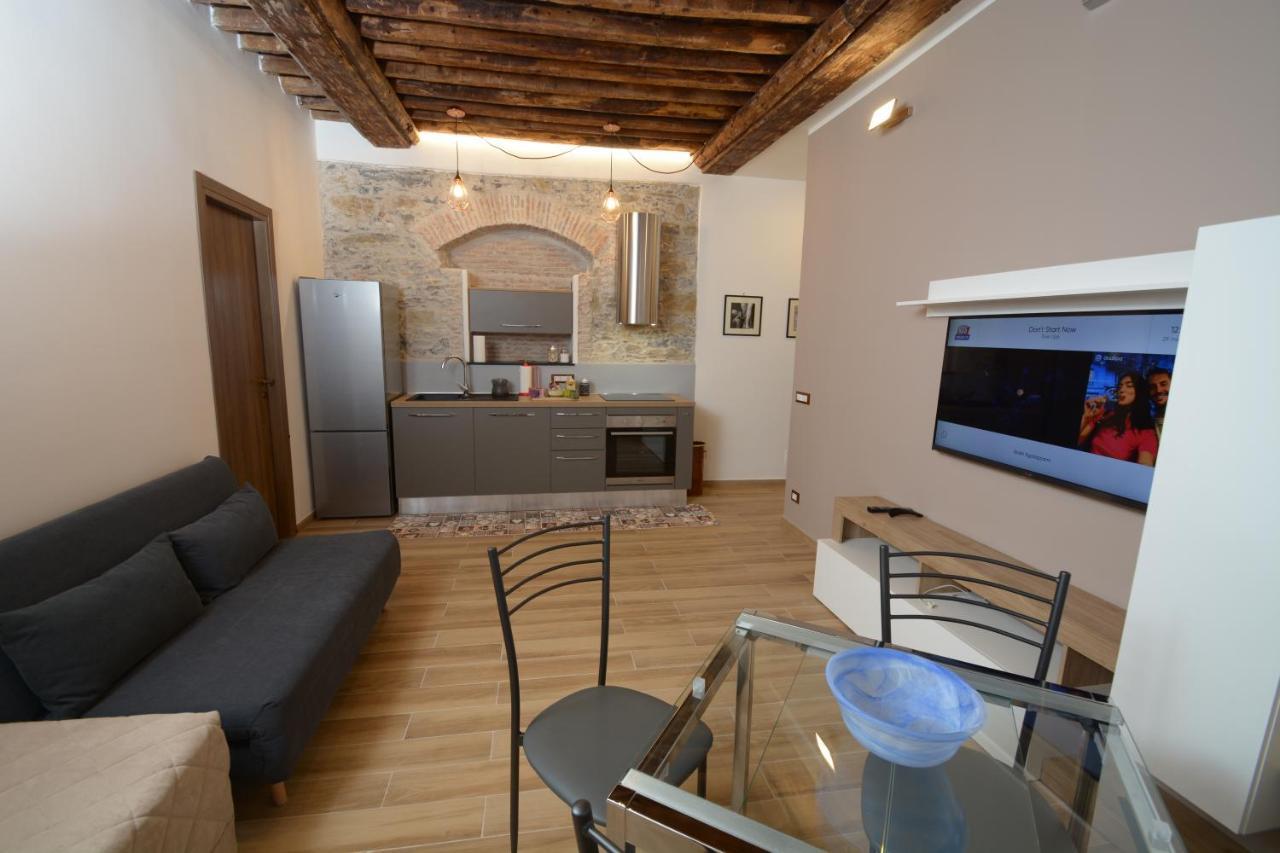 Vico Durazzo Apartment Genoa Bagian luar foto