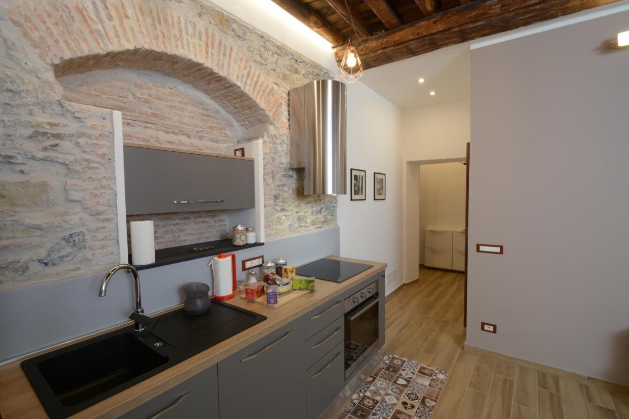 Vico Durazzo Apartment Genoa Bagian luar foto