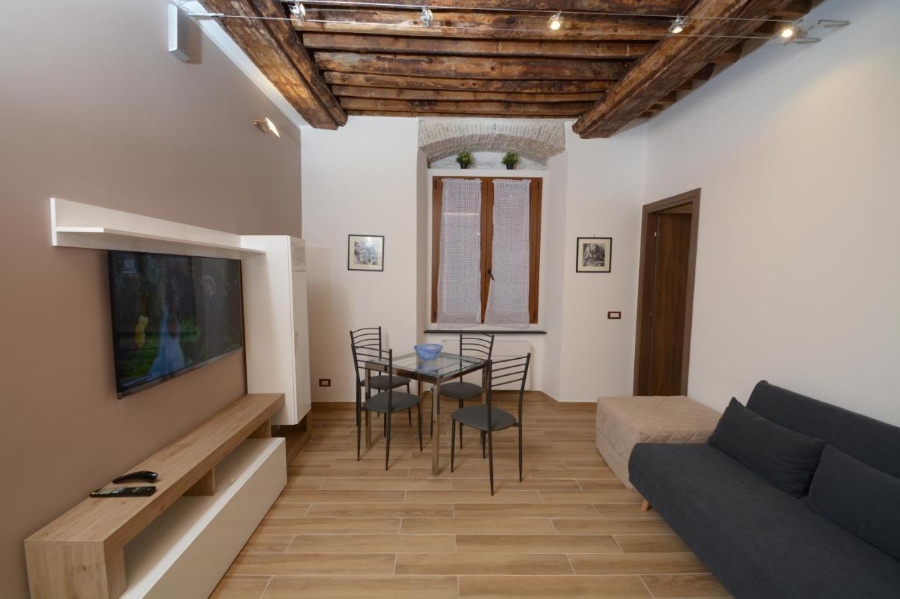 Vico Durazzo Apartment Genoa Bagian luar foto