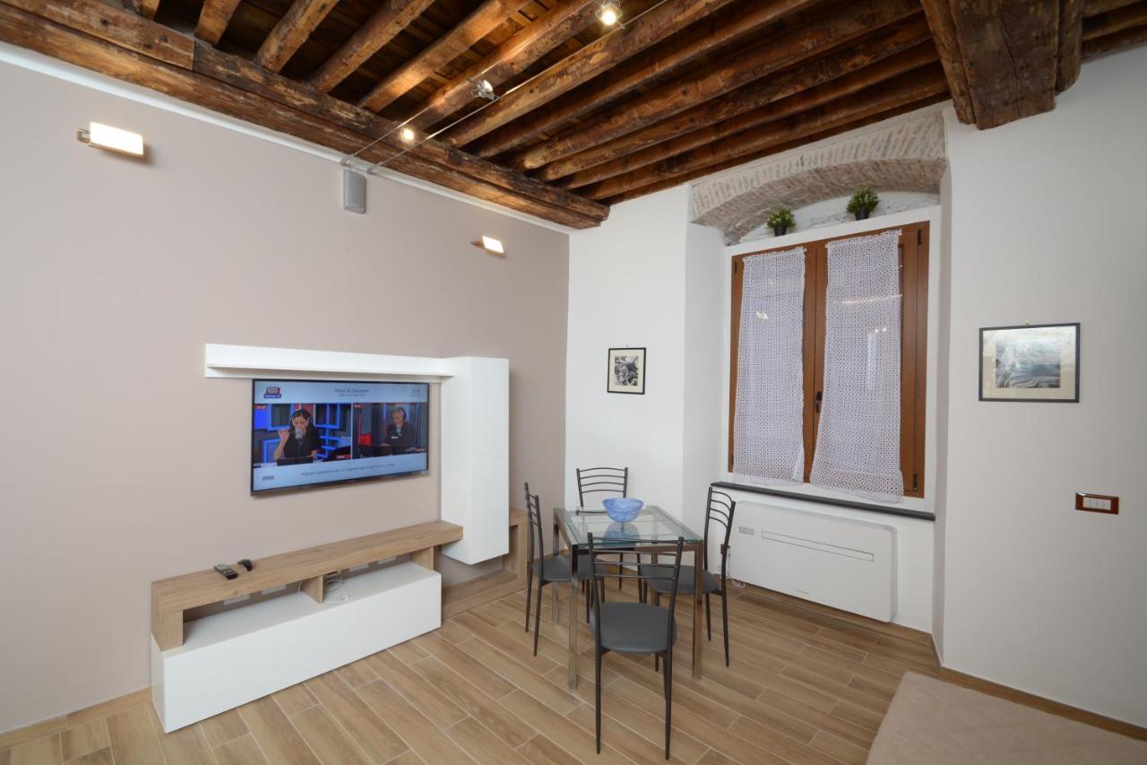 Vico Durazzo Apartment Genoa Bagian luar foto