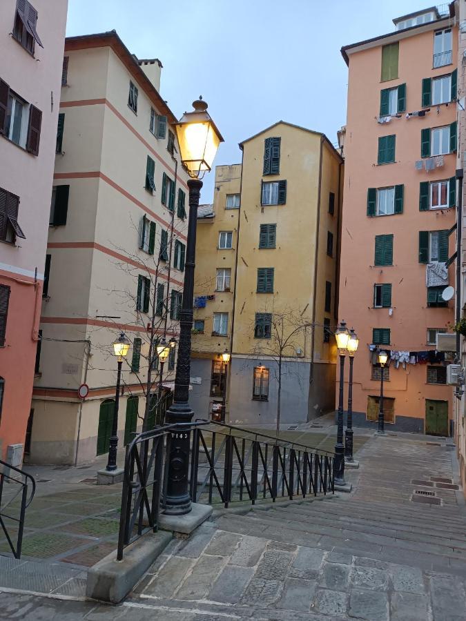 Vico Durazzo Apartment Genoa Bagian luar foto